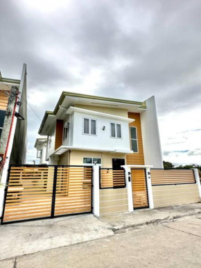 Casa VLOM Staycation
